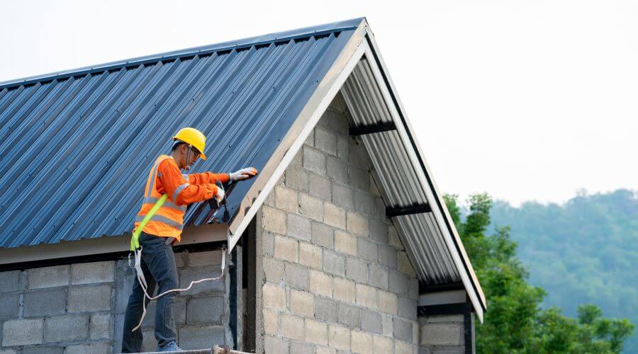 Expert Emergency Roof Repairs services in South Greenfield, MO